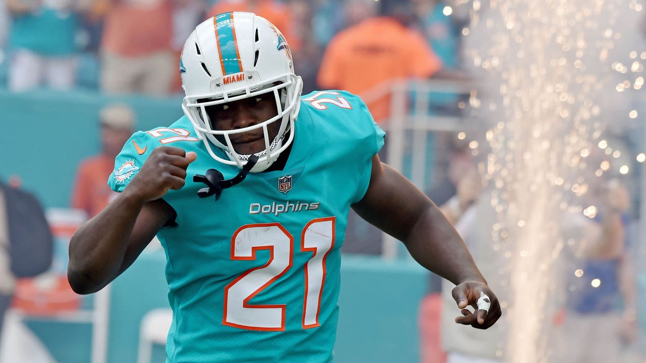 Preview: Dolphins head to chilly Green Bay to face two-time NFL MVP Aaron Rodgers